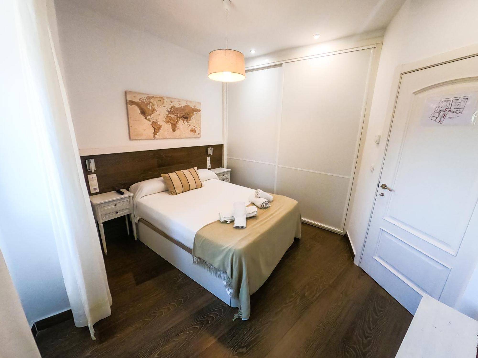 Alojamientos Puerta Palma Con Vistas Y Parking Бадахос Екстериор снимка